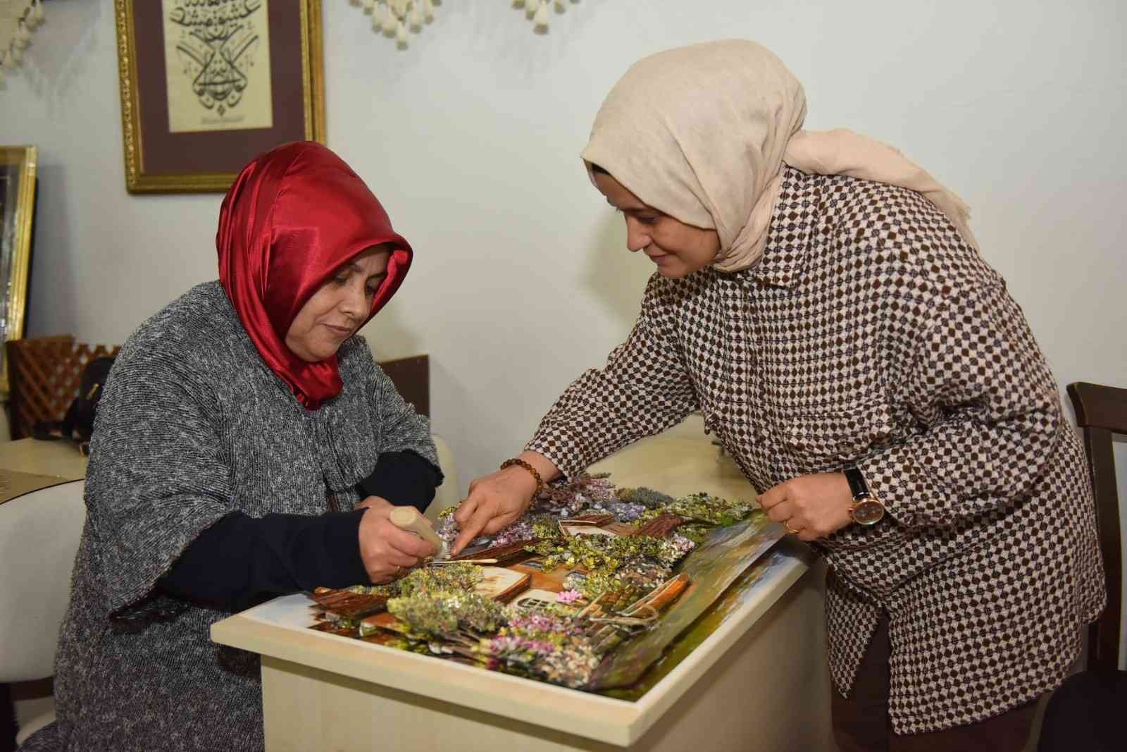 Yıldırımda Kağıt Rölyefe Yoğun İlgi