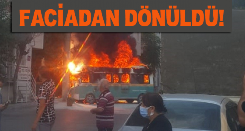 Yolcu Dolu Minibüsler Çarpıştıktan Sonra Alev Aldı: 6 Yaralı