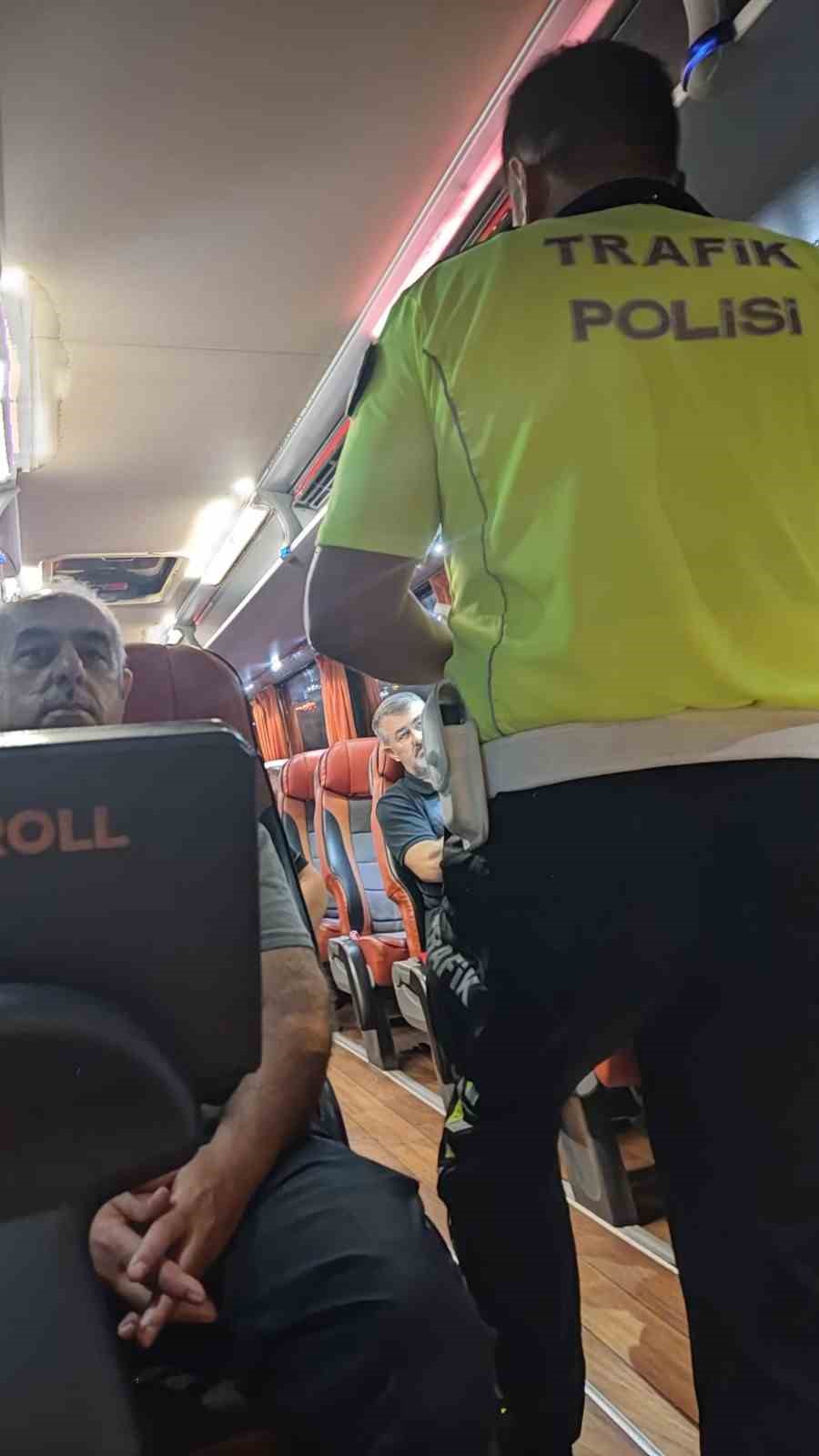 Yolculara Emniyet Kemerinin Önemi Anlatıldı