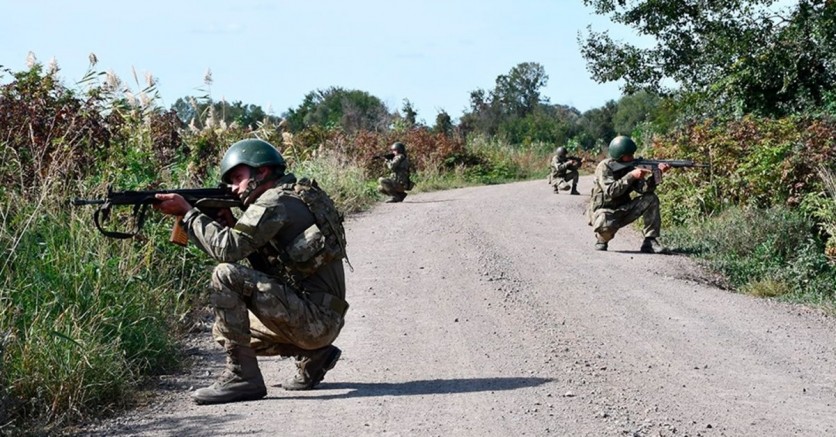 Yunanistan’a geçmeye çalışan biri PKK'lı üç kişi yakalandı!