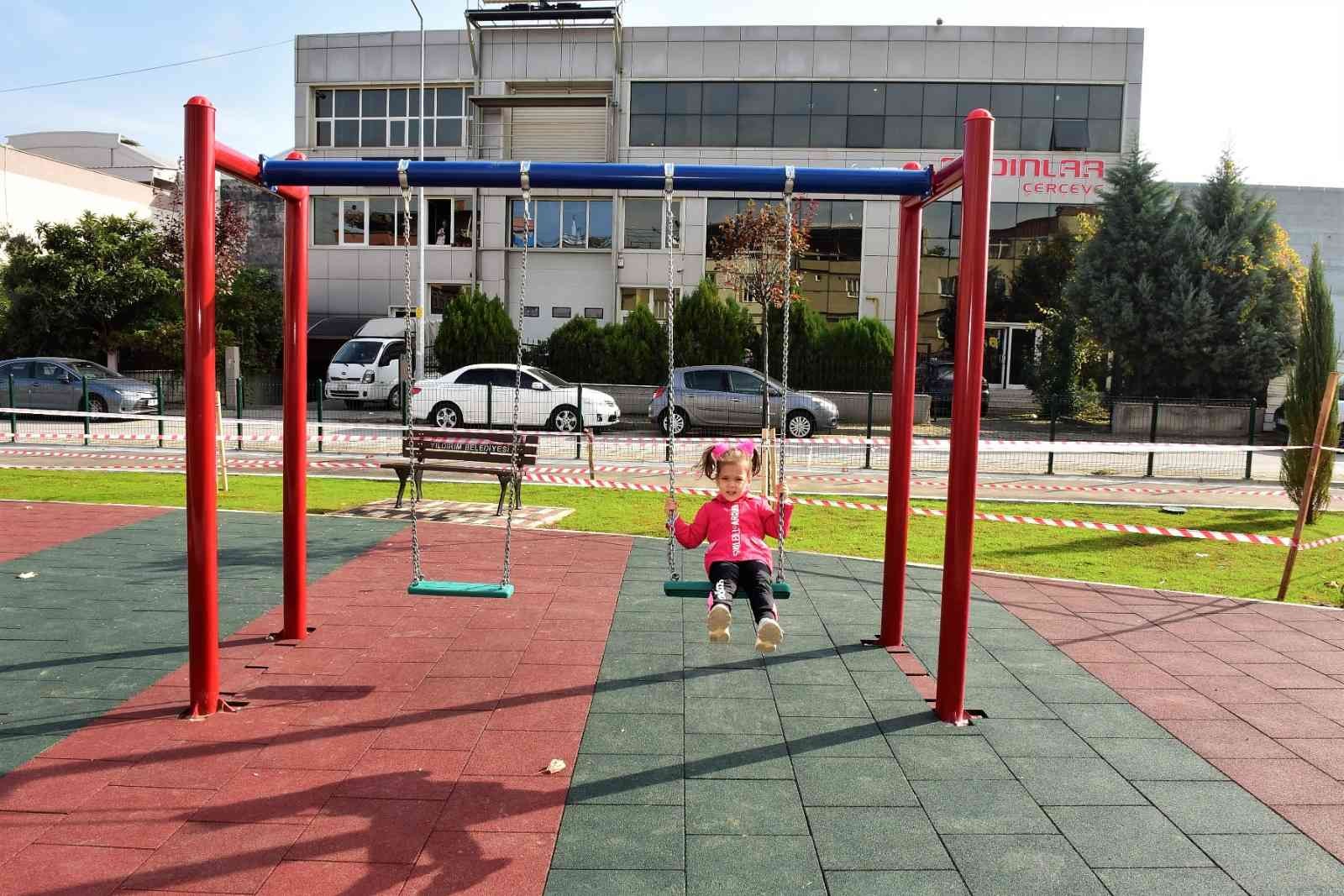 Yunus Emre'ye Çifte Park
