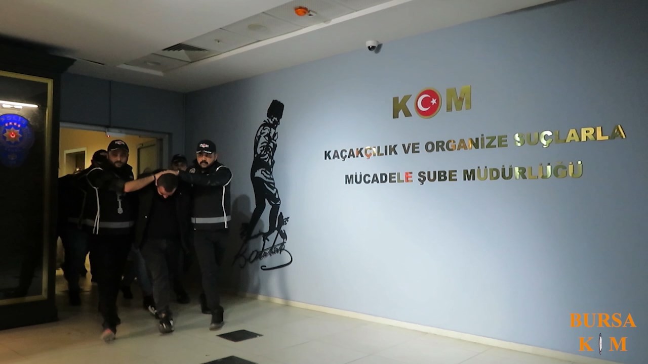 Yurt Dışından Gelen Maden Yüklü Tırları Gasp Eden 11 Kişi Tutuklandı